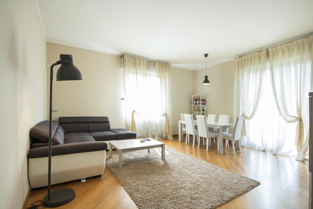 Casa Foscolo Apartment Villa Guardia Екстериор снимка