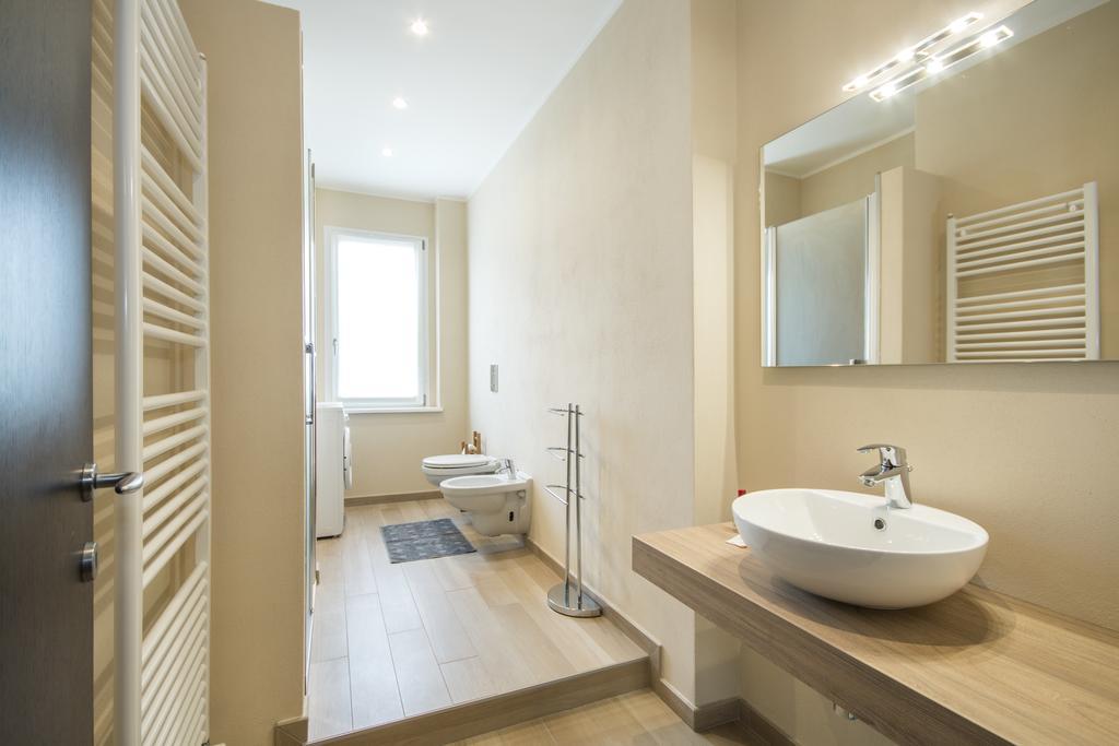 Casa Foscolo Apartment Villa Guardia Екстериор снимка